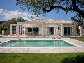 Gerakas Luxury Villas